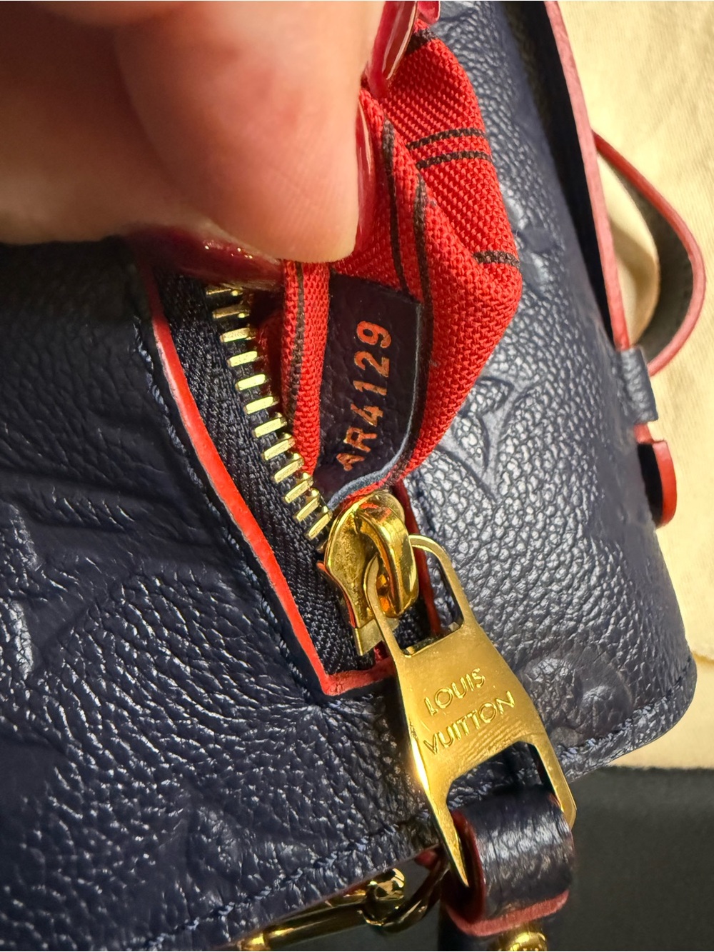 Louis Vuitton Navy Blue Empreinte Métis Shoulderbag - Picture 10 of 11